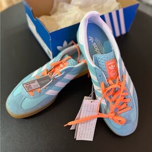 Adidas Gazelle indoor blue sneakers